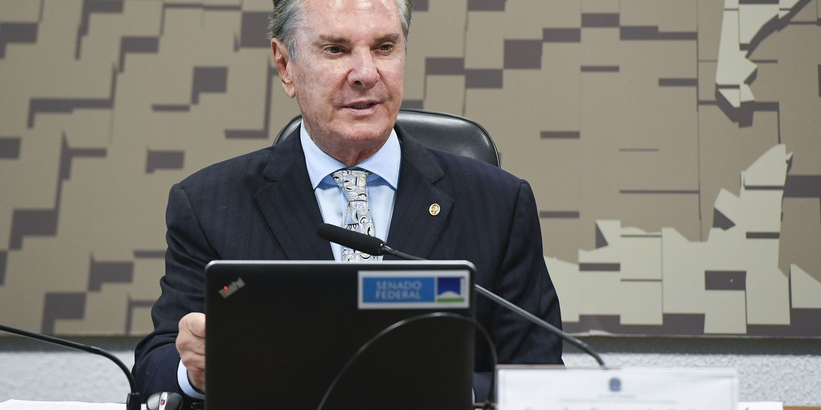 Moraes autoriza Collor a cumprir pena de 8 anos e 10 meses em casa