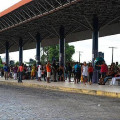 Promotoria de Defesa do Consumidor investiga falta de abrigos em paradas de ônibus de Maceió