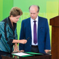 Dilma defende Petrobras e diz que ajuste não vai cortar programas do MEC