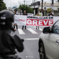 Em Maceió, jornalistas realizam ato no sétimo dia de greve